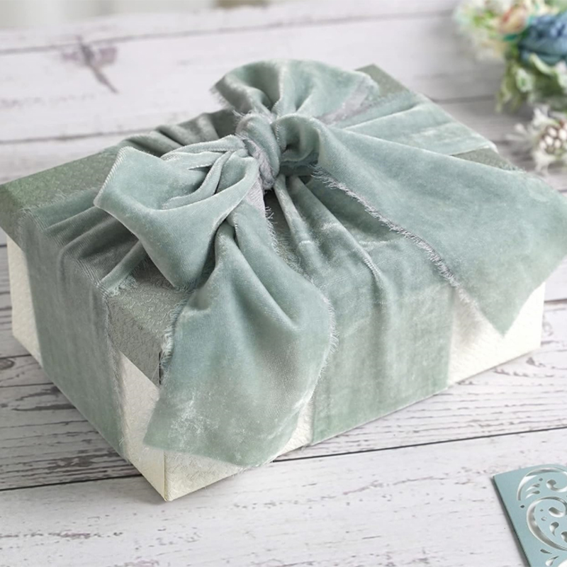 1 متر/لفة يتدفقون اليد المسيل  - مراجعة Velvet Ribbon Roll وسعره